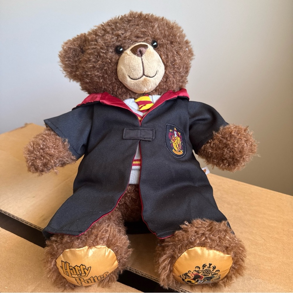 Build A Bear Workshop Wizarding World Harry Potter Gryffindor BAB Bear Plush 15”